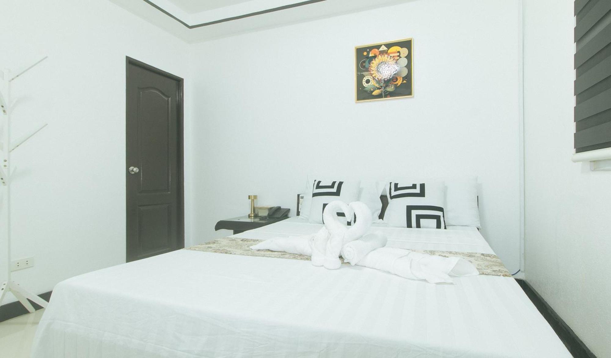 Lavita By Reddoorz Angeles Bagian luar foto